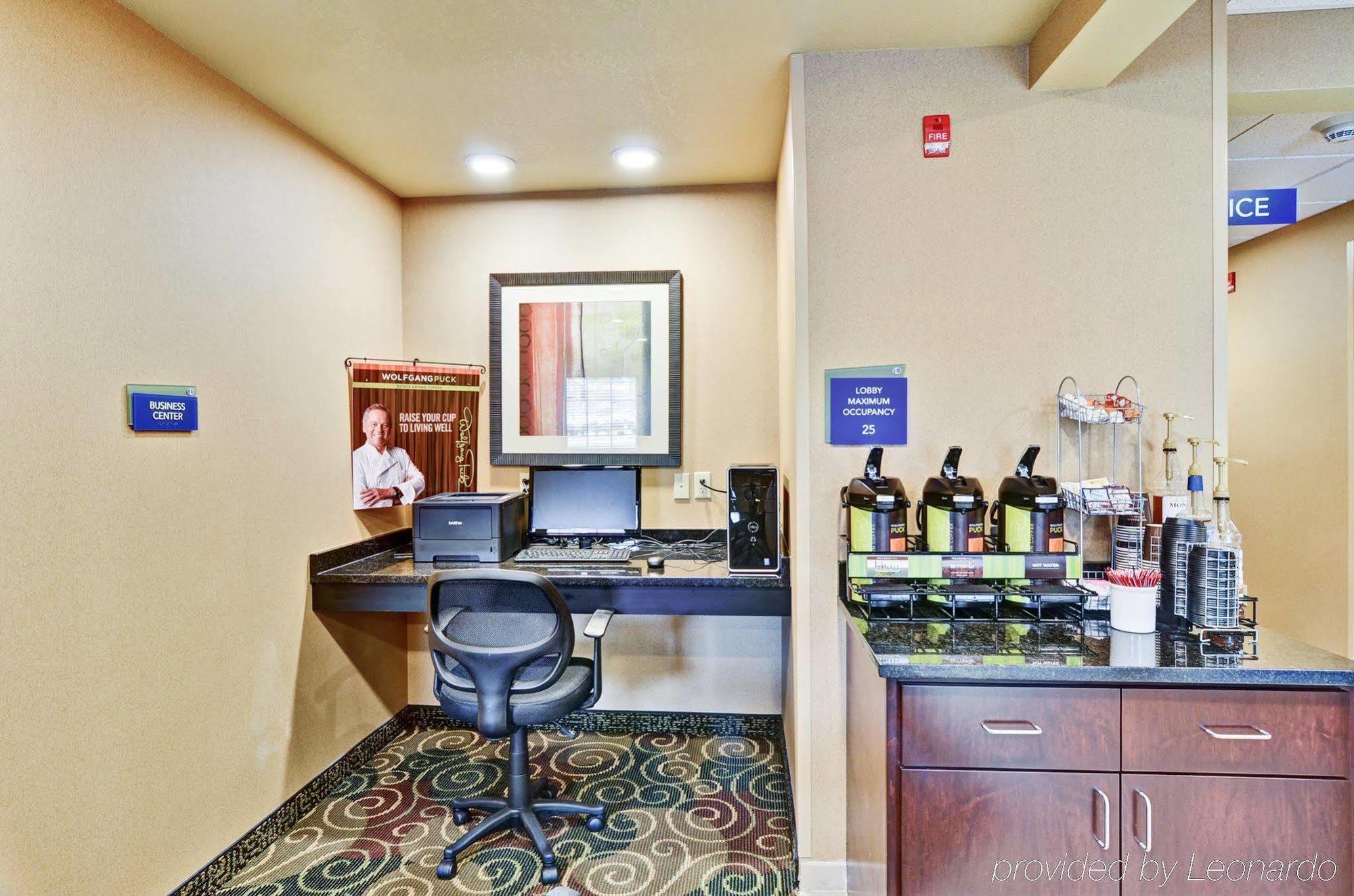 Cobblestone Inn & Suites - Ambridge Exterior foto